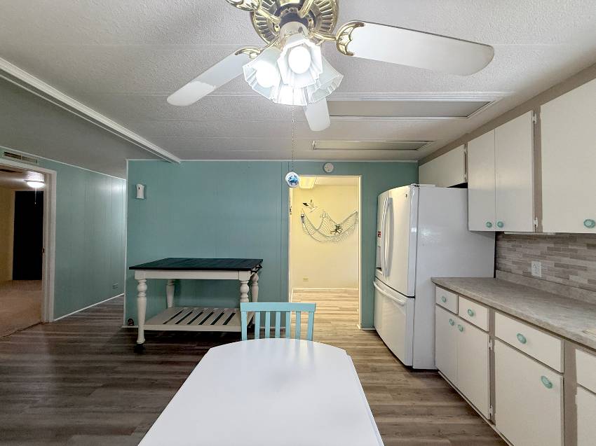 57 Colony Dr a Ellenton, FL Mobile or Manufactured Home for Sale
